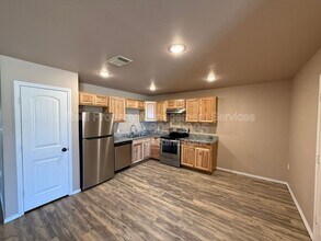 2420 N Avenue P in Lubbock, TX - Building Photo - Building Photo