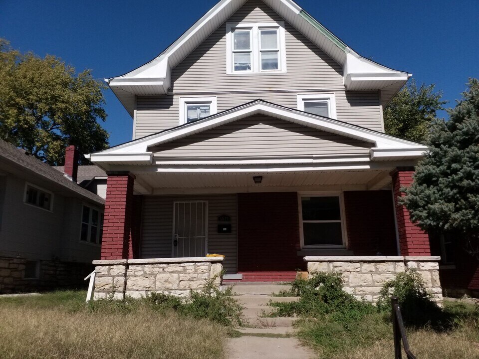 5026 E 7 St in Kansas City, MO - Building Photo