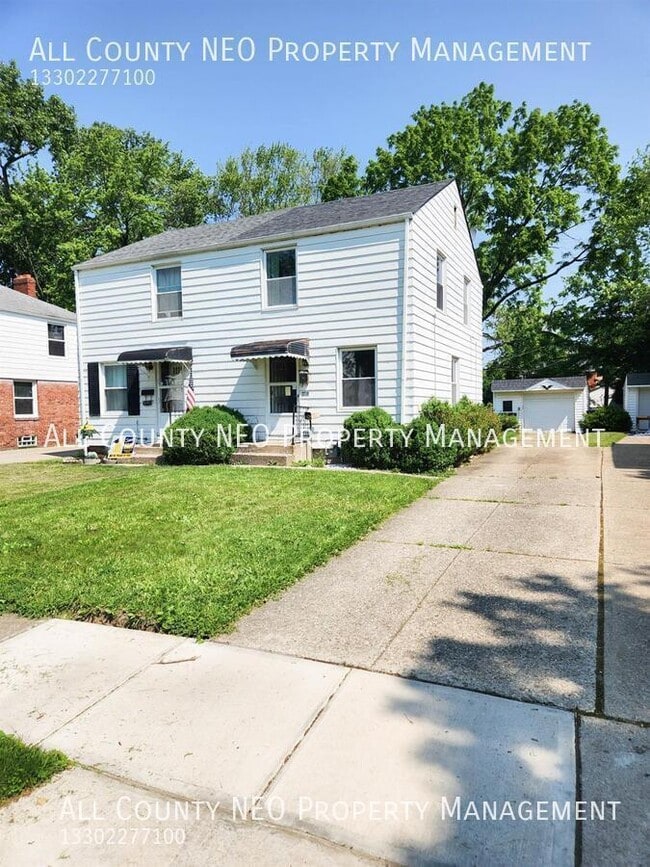 21791 S Lake Shore in Euclid, OH - Building Photo - Building Photo