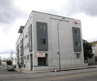 2600 W 8th St in Los Angeles, CA - Foto de edificio - Building Photo