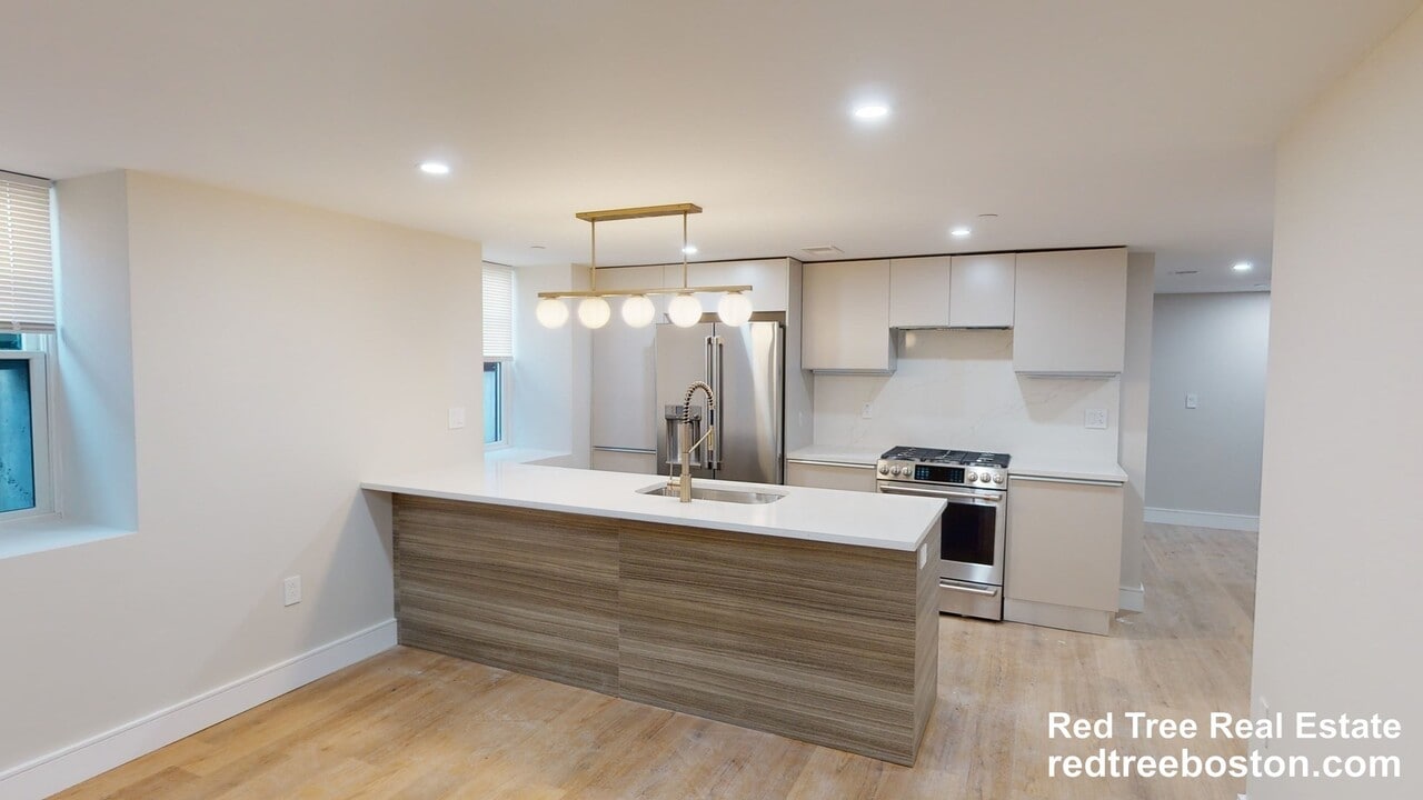 93 Williston Rd, Unit 1 in Boston, MA - Foto de edificio