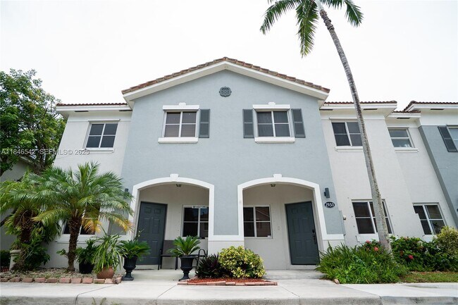 property at 2930 SE 15th Terrace