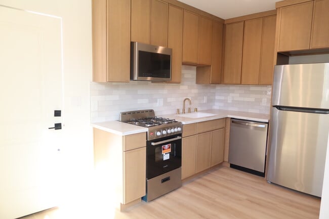 1769-1775 N Gower St in Los Angeles, CA - Building Photo - Building Photo