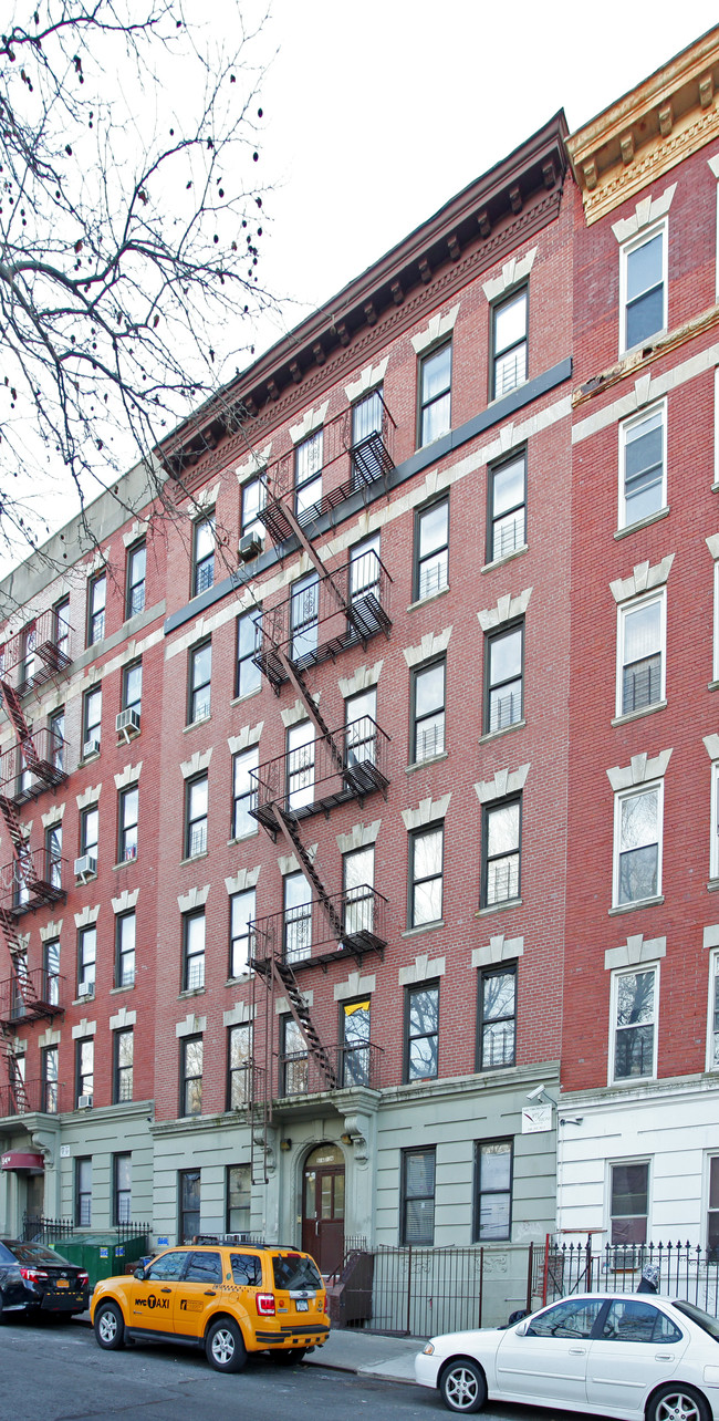 516 W 136th St in New York, NY - Foto de edificio - Building Photo