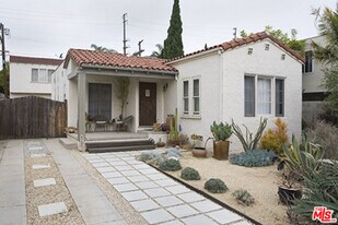 3621 Greenfield Ave in Los Angeles, CA - Building Photo
