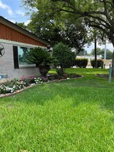 4906 W 43rd St in Houston, TX - Building Photo - Building Photo