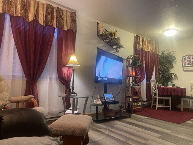 Country Place Apartments in Springboro, PA - Building Photo - Building Photo