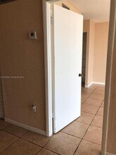 16751 NE 9th Ave in Miami, FL - Building Photo - Building Photo
