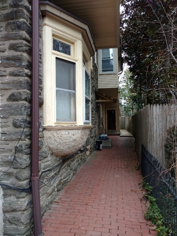 119 E Mt Airy Ave-Unit -1 in Philadelphia, PA - Building Photo - Building Photo