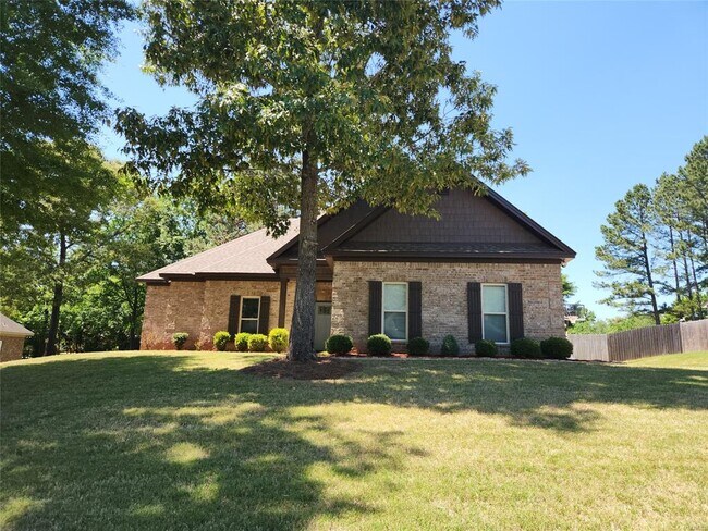 493 Grove Park Loop in Wetumpka, AL - Building Photo - Building Photo
