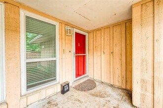 5238 Beechnut St in Houston, TX - Building Photo - Building Photo