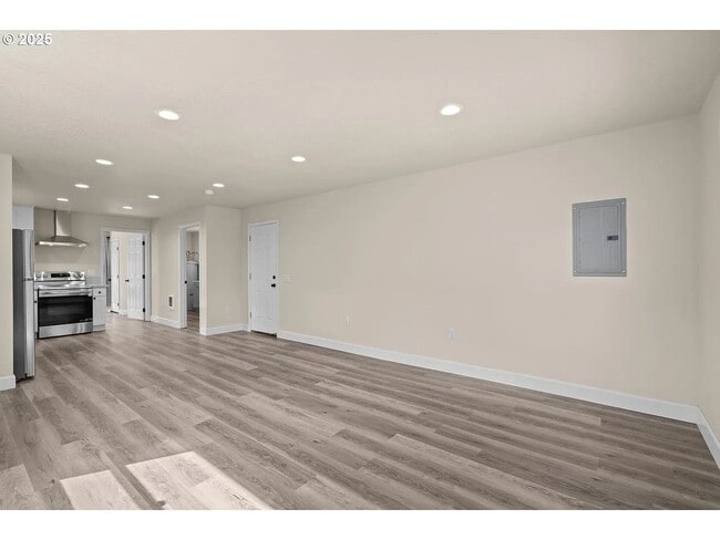 property at 8316 SE Raymond Ct