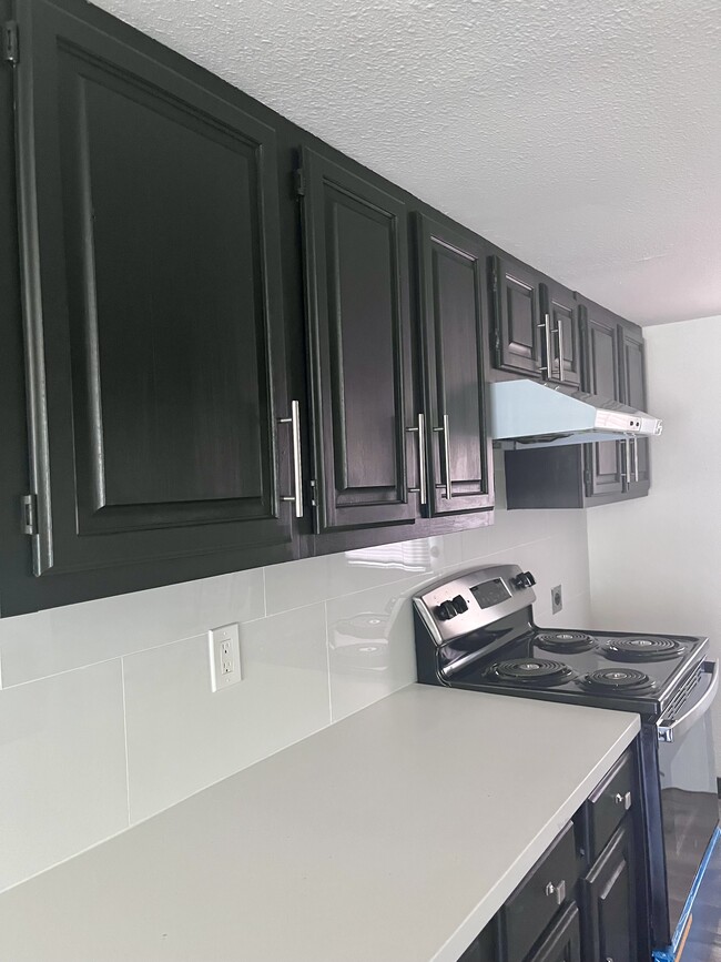 402 S O Connor Rd in Irving, TX - Building Photo - Building Photo