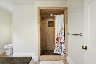 1421 Lynn Rd in Raleigh, NC - Building Photo - Building Photo