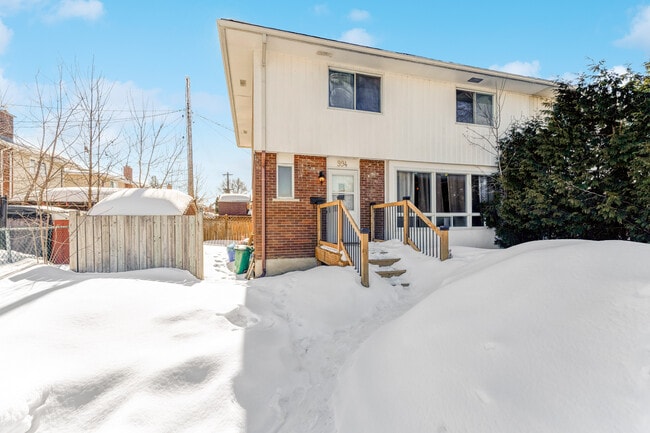 property at 994 Eiffel Ave