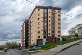 Bentley Tower in Bentleyville, PA - Building Photo - Building Photo