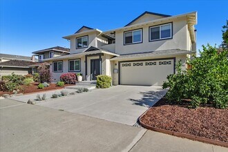 20071 Suisun Dr in Cupertino, CA - Building Photo - Building Photo