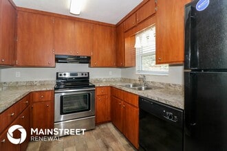 4835 Toni Ave in Lakeland, FL - Building Photo - Building Photo