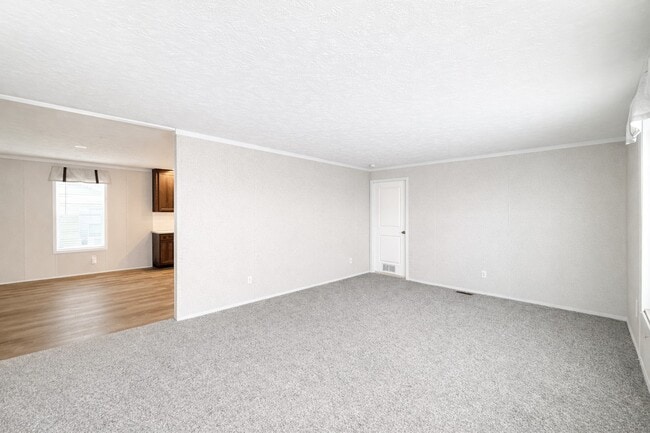 29652 Cambridge Ct in New Baltimore, MI - Building Photo - Building Photo