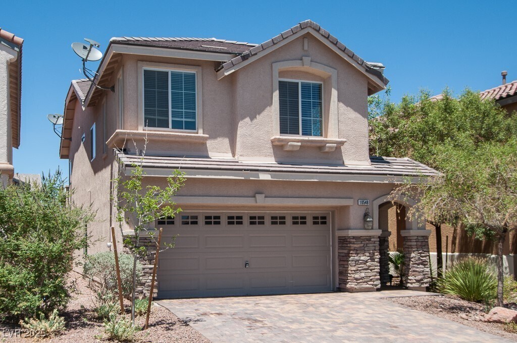 10548 Laurelwood Lake Ave in Las Vegas, NV - Building Photo
