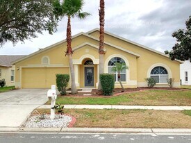 704 Tuscanny St in Brandon, FL - Building Photo