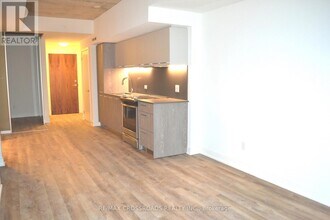 30-430 Baseball Pl in Toronto, ON - Building Photo - Building Photo