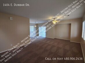 1404 E Dunbar Dr in Phoenix, AZ - Building Photo - Building Photo