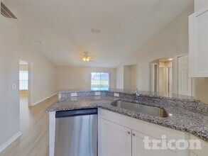 102 Milton Pl in Kissimmee, FL - Building Photo - Building Photo