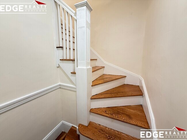100 Brayton Rd, Unit 2 in Boston, MA - Foto de edificio - Building Photo