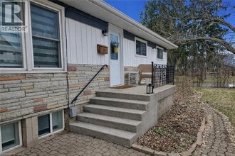 11 Prince St in Kitchener, ON - Building Photo - Building Photo