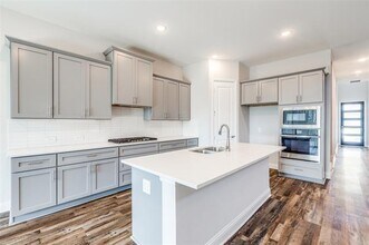 10792 Prairie Rose Rd in Frisco, TX - Building Photo - Building Photo