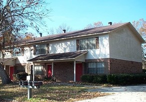 Coastal Court Apartments