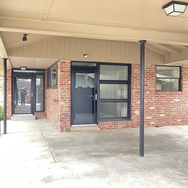 404 Edgewood Dr in Tullahoma, TN - Building Photo - Building Photo