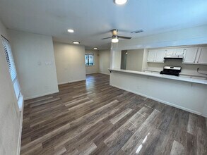 4607 Avenue B, Unit A in Austin, TX - Building Photo - Building Photo