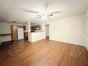 20105 San Marcos Hwy in San Marcos, TX - Building Photo - Building Photo