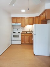 Colonial Pines Apartments in Norristown, PA - Building Photo - Interior Photo