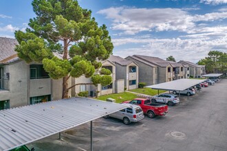 Madison Green Valley in Henderson, NV - Foto de edificio - Building Photo