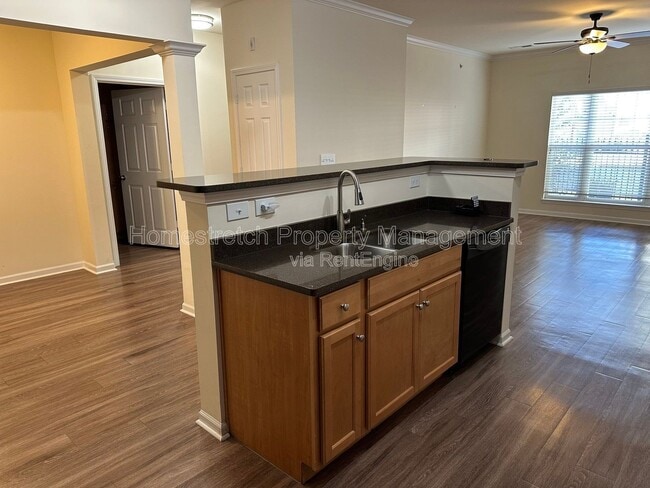 1241 Strassner Dr in Brentwood, MO - Building Photo - Building Photo