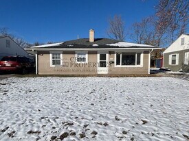 1008 E Fischer St in Kokomo, IN - Building Photo