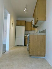 Craven Apartments in Torrance, CA - Building Photo - Building Photo