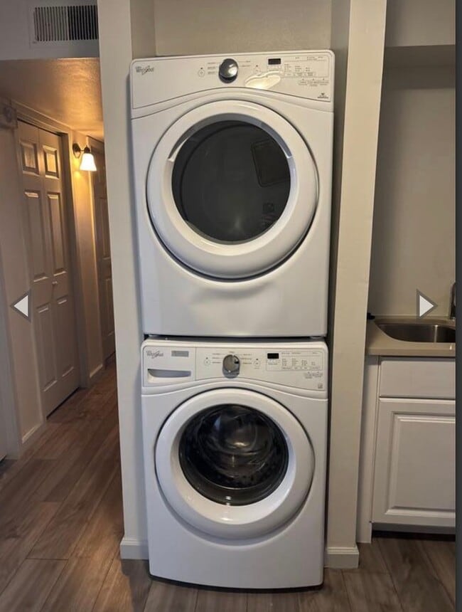 21 University Dr in Colorado Springs, CO - Foto de edificio - Building Photo