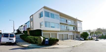 97 Barcelona Ave in San Francisco, CA - Foto de edificio - Building Photo