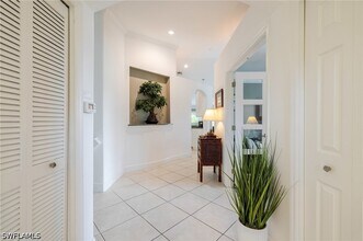 6871 Sterling Greens Dr in Naples, FL - Building Photo - Building Photo