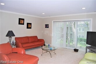 1113 N Old Woodward Ave in Birmingham, MI - Building Photo - Building Photo