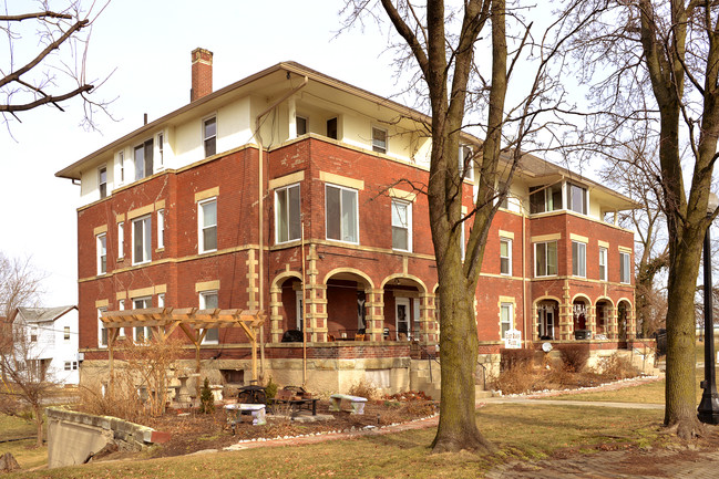 East River Place in Dayton, OH - Foto de edificio - Building Photo