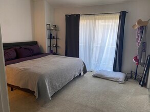12711 Mitchell Ave, Unit 2 in Los Angeles, CA - Foto de edificio - Building Photo