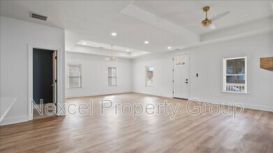 1072 Bruce St in Memphis, TN - Building Photo - Building Photo