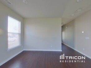 6028 Sentinel Dr in Spring Hill, TN - Building Photo - Building Photo