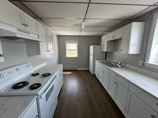 300-306 W Main St
