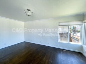 1190 Luxton St in Seaside, CA - Building Photo - Building Photo